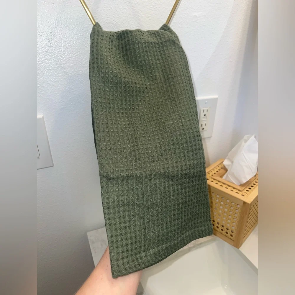 Bed Threads 100% French Flax Linen Waffle Hand & Face Towel, Olive, New
